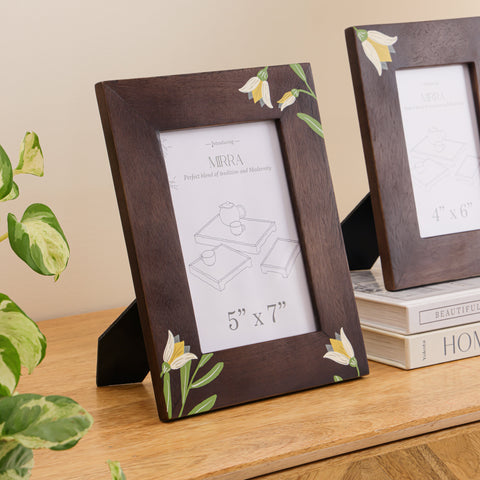 MIRRA Handpainted Photo Frame Large (5 x 7)