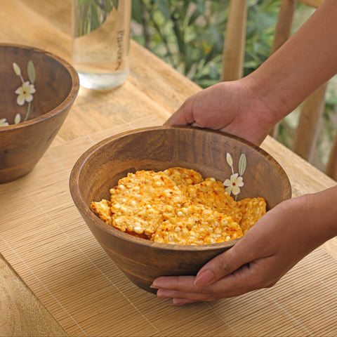 Bella Mango Wood Medium Bowl (8 Inch)